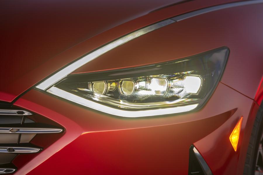 Детали экстерьера Hyundai Sonata Hybrid (DN8) 2020 года  (NA) (фото 12 из 58)